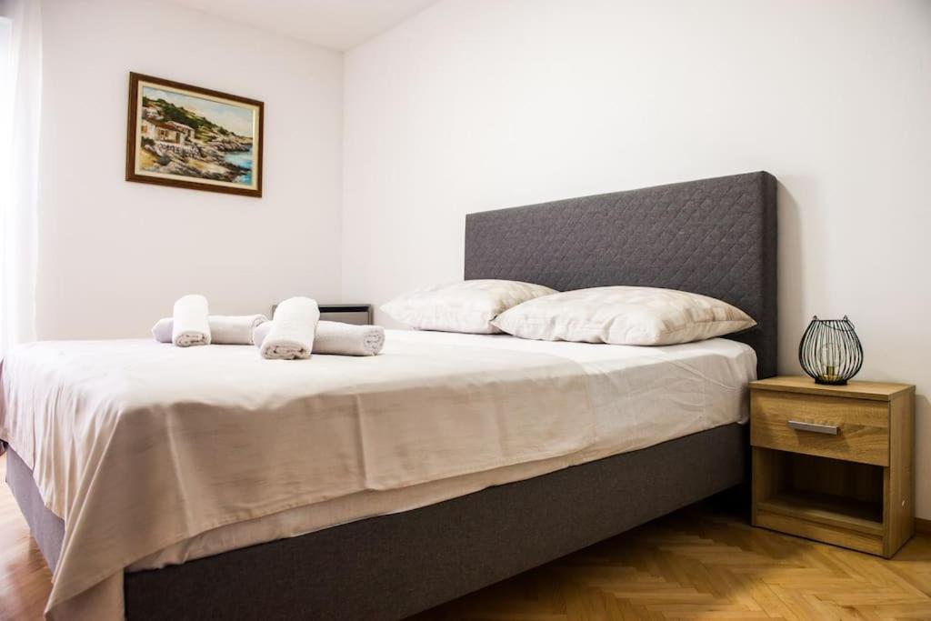 Apartment Faith Спліт Екстер'єр фото