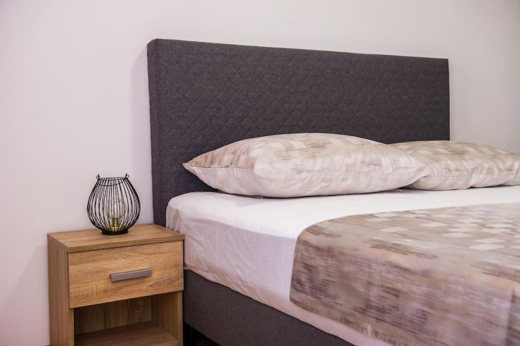 Apartment Faith Спліт Екстер'єр фото