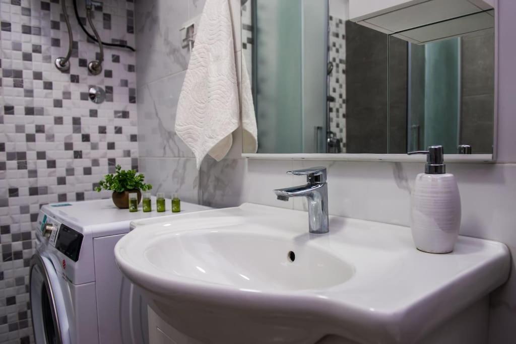 Apartment Faith Спліт Екстер'єр фото