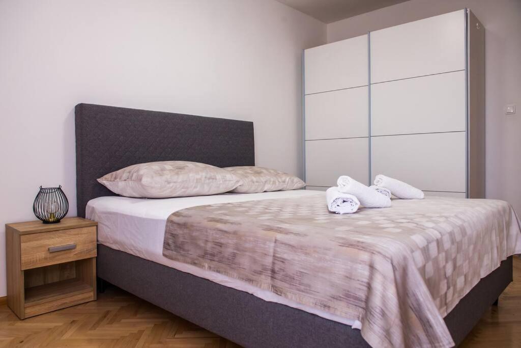 Apartment Faith Спліт Екстер'єр фото